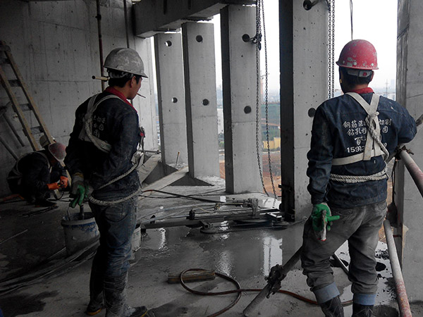 成都龙潭寺装饰柱切割拆除